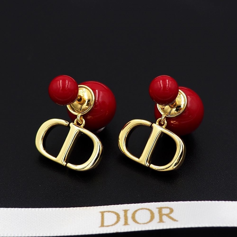 chr1st1an D10r earrings